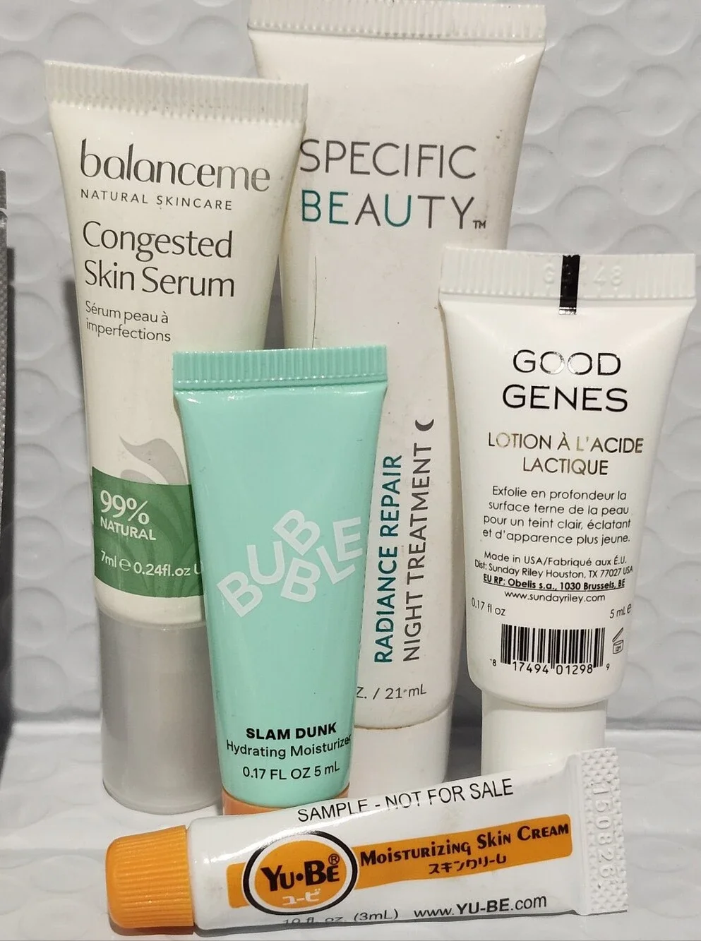 Assorted Women’s 14 Piece Skincare Samples